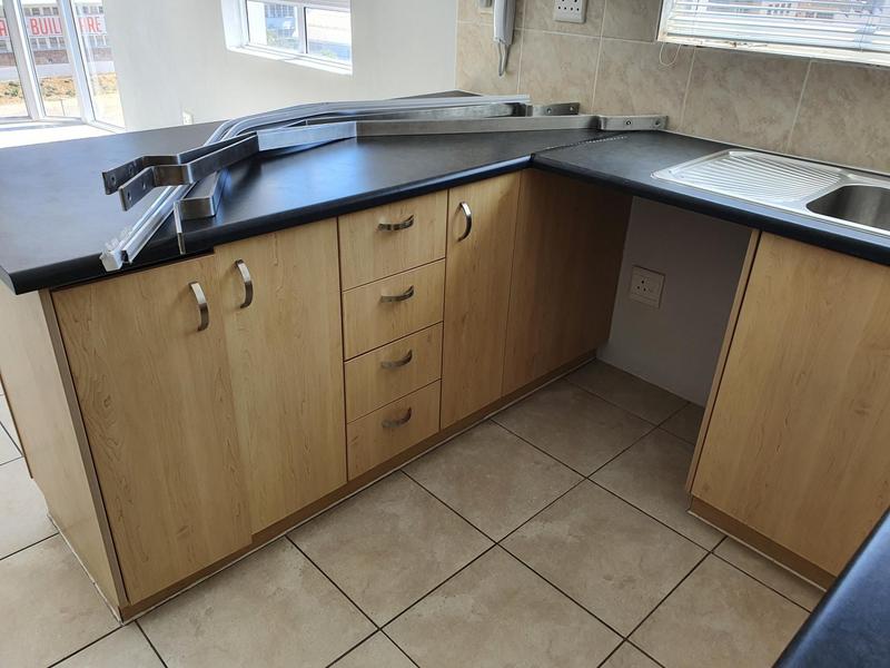 To Let 2 Bedroom Property for Rent in Salt River Western Cape